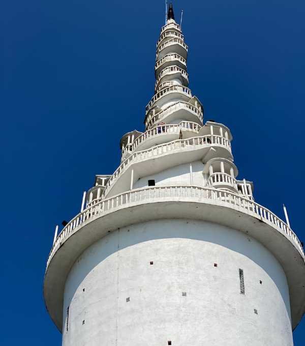 Ambuluwawa Tower