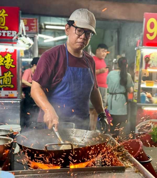 Jalan Alor street food night market