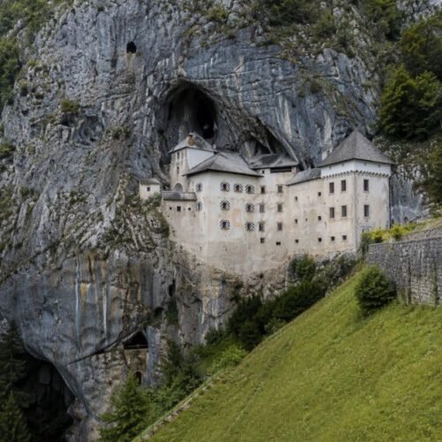 Predjama Castle