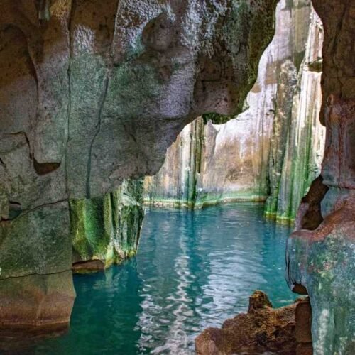 sawa i lau caves